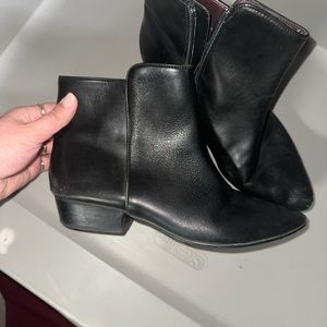 Report Leather Booties / Ankle Boots